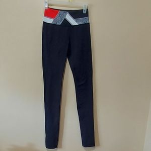 Lululemon Skinny Groove Pants